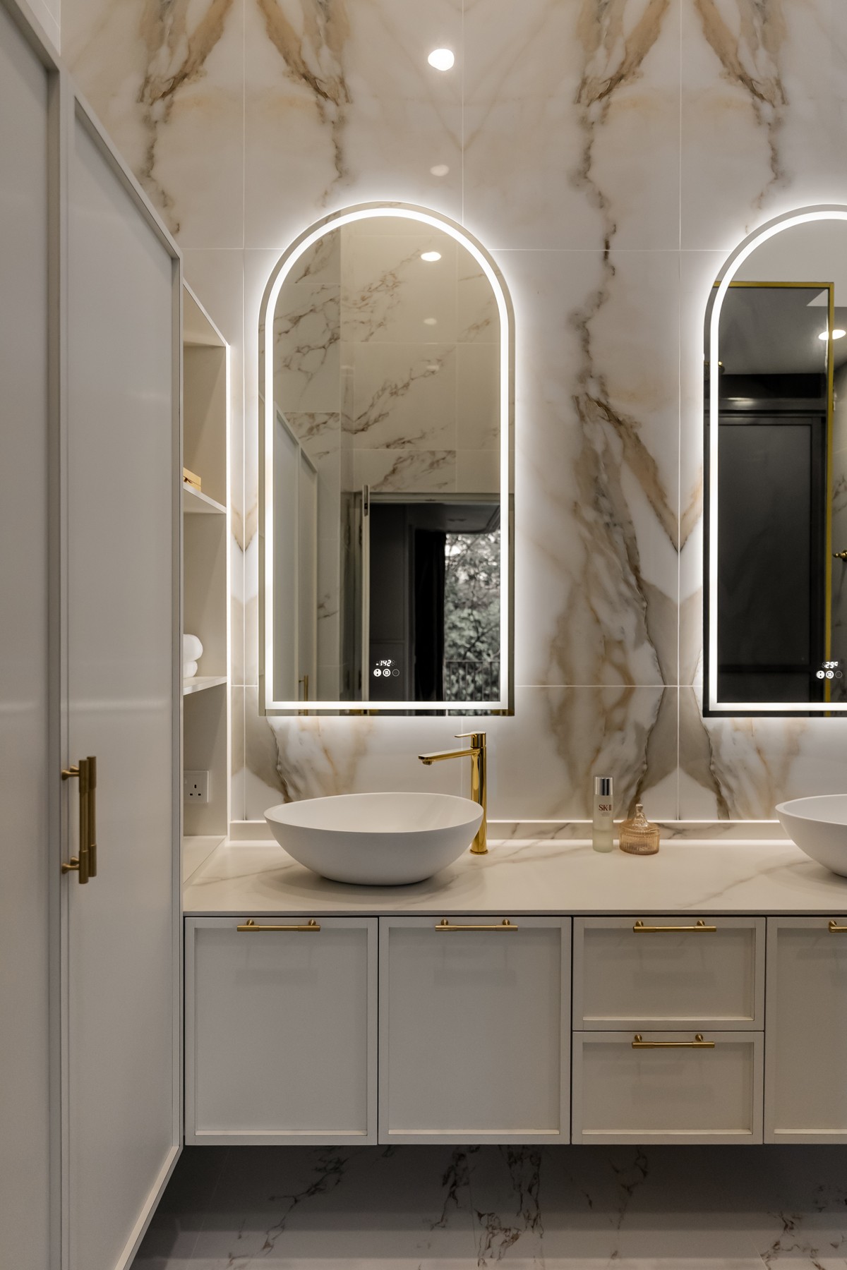 Contemporary Bathroom with Countertop and Mirror