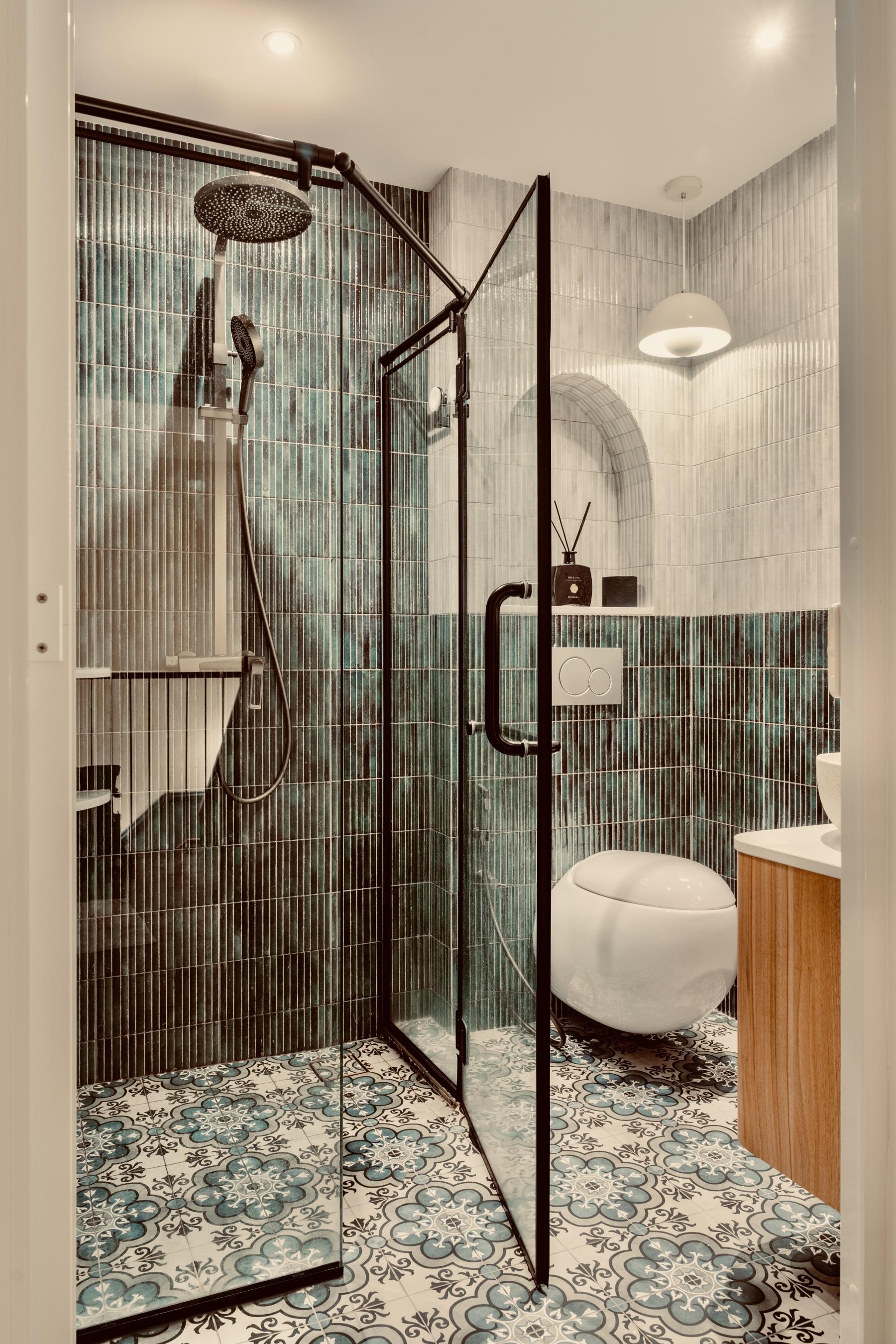 Vintage Bathroom with Mosaic and Bathroom Accessories