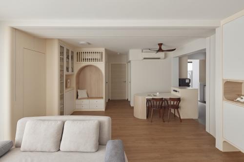 Modern Living Room at Keat Hong Mirage