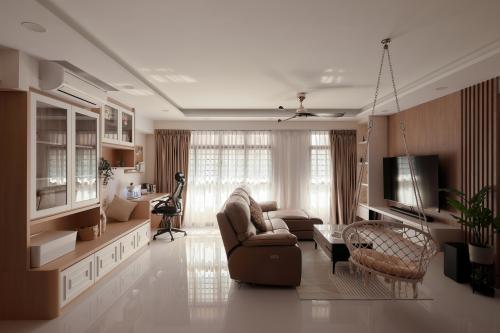 Scandinavian Living Room at Plantation Acres
