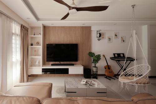 Scandinavian Living Room at Plantation Acres