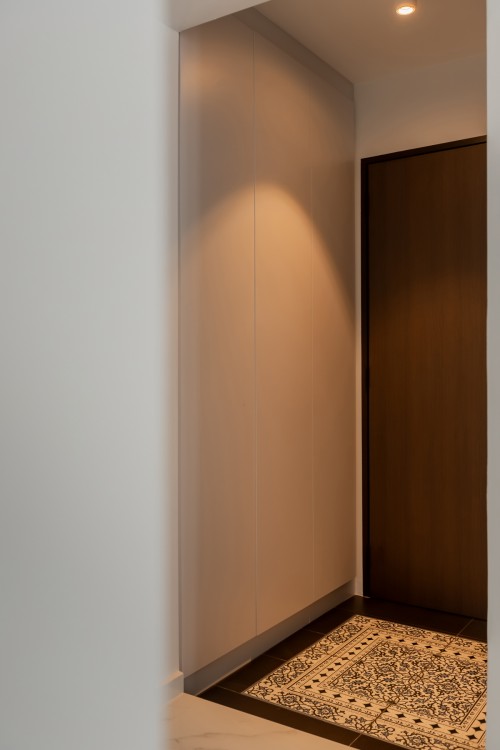 Modern Entryway at Yishun Street 21