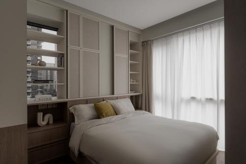 Modern Bedroom at RV Altitude