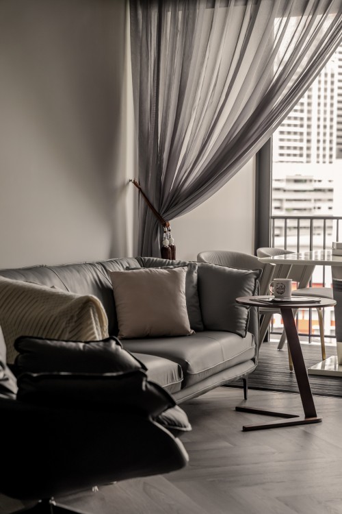 Modern Living Room at The Trilinq