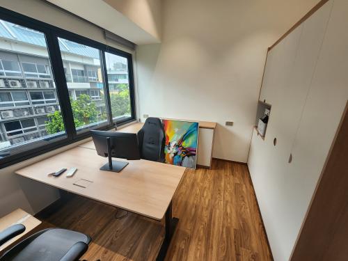 Modern Study at First Street