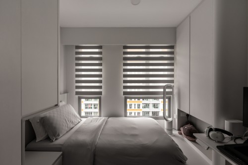 Minimalist Bedroom at Edgedale Plains