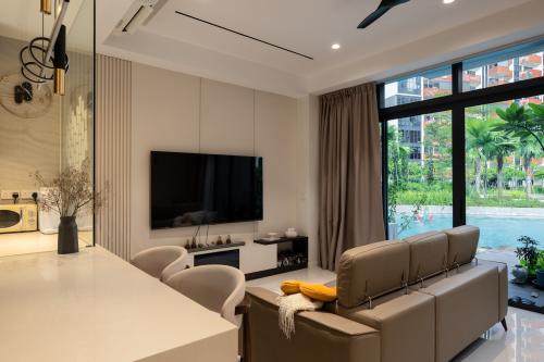 Contemporary Living Room at Riverfront Residences, Hougang