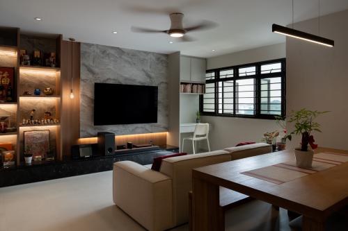 Contemporary Living Room at House Everything S3 EP01