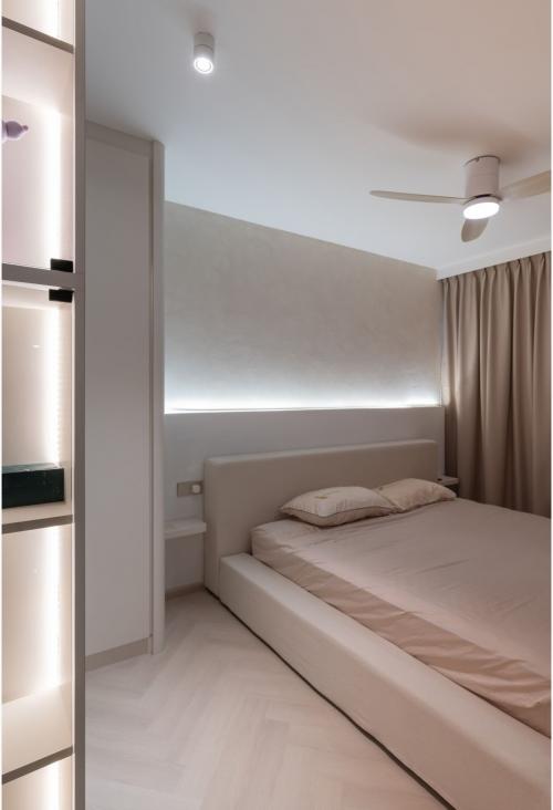 Minimalist Bedroom at 400B FERNVALE LANE