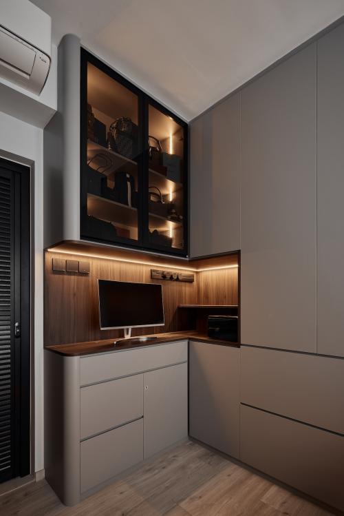 Contemporary Home Office at 15 Mount Sophia