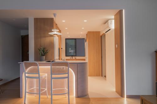 Contemporary Home Bar at Pinevale Tampines