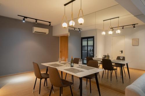 Modern Dining Room at Redhill Close