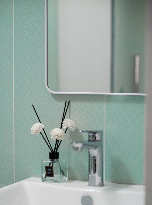 Minimalist Bathroom at Clementi Road