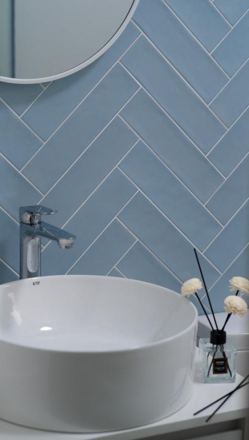 Minimalist Bathroom at Clementi Road