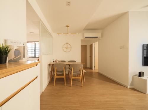 Minimalist Dining Room at Clementi Road
