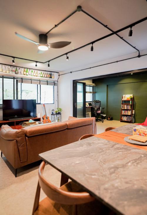 Industrial Living Room at CLEMENTI