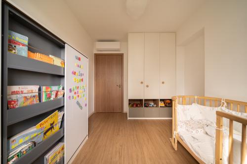Contemporary Kids Room at Alkaff Oasis