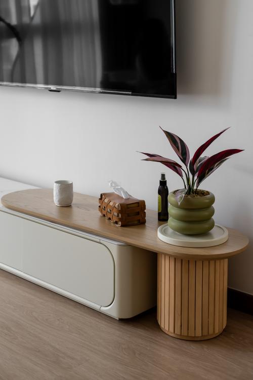 Modern Living Room at 953C Tampines st 96