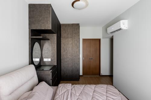 Modern Bedroom at 953C Tampines st 96