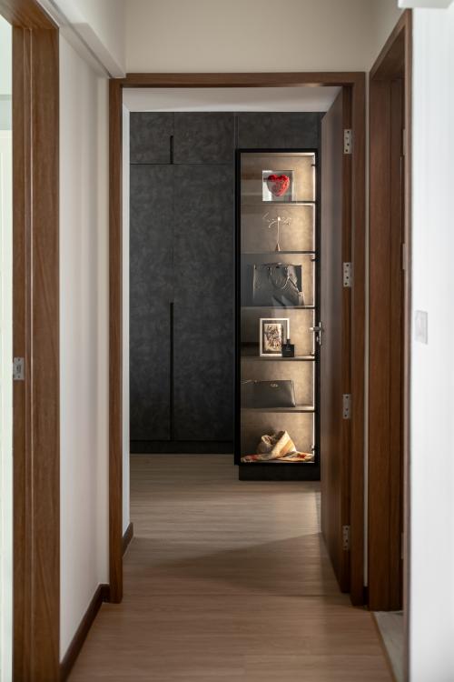 Modern Bedroom at 953C Tampines st 96