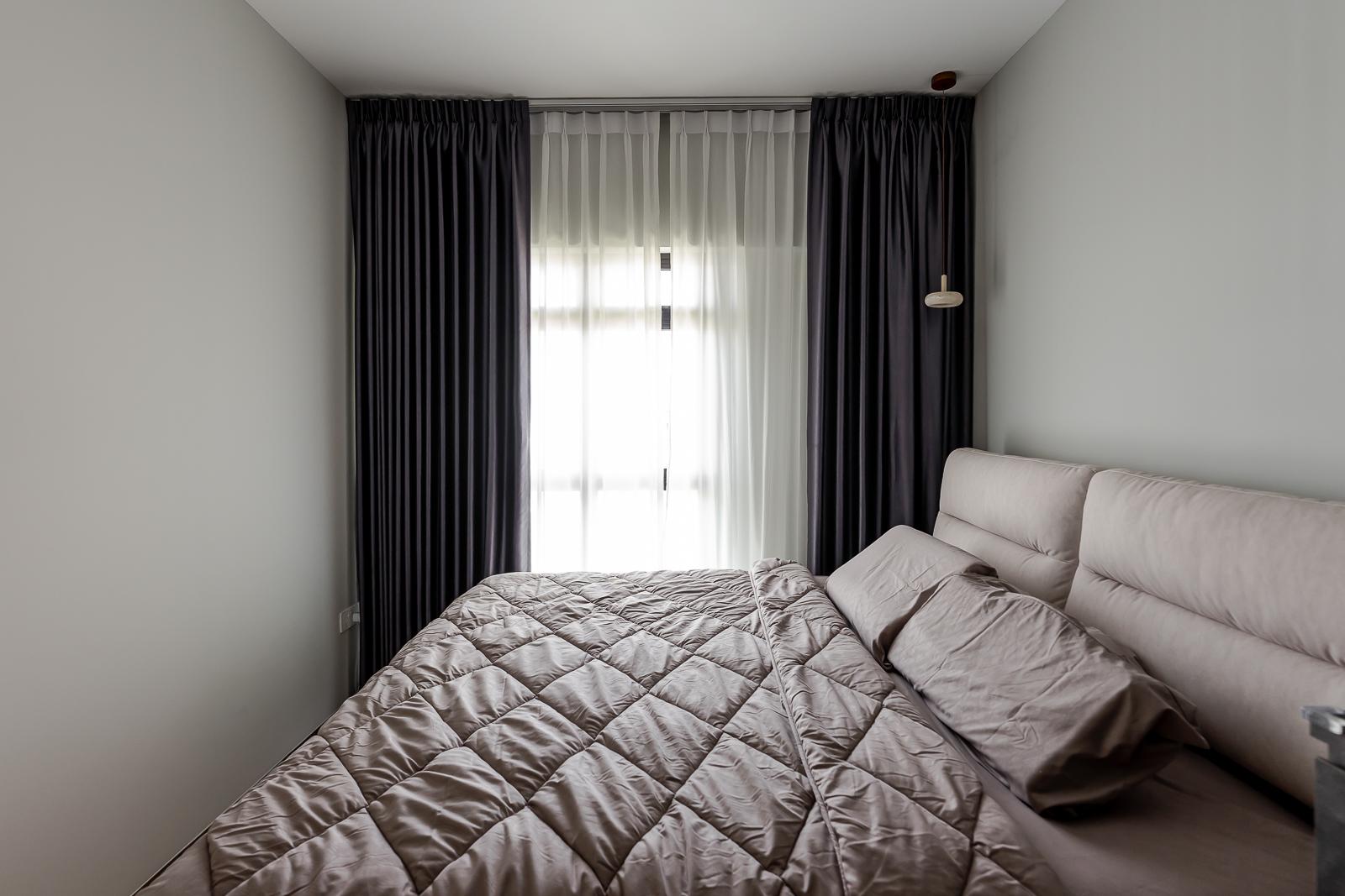 Modern Bedroom with Curtain and Bed