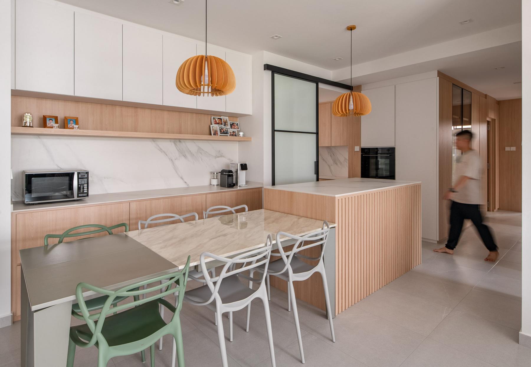 Scandinavian Dining Room with Drop Light and Cove Lighting