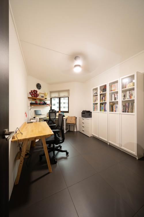 Transitional Home Office at The Rojak Home