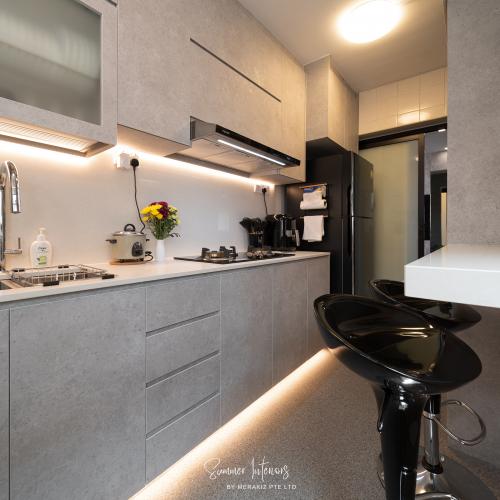 Modern Kitchen at Natural & Earthly