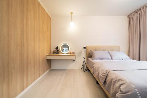 Contemporary Bedroom at Fresh & Contemporary