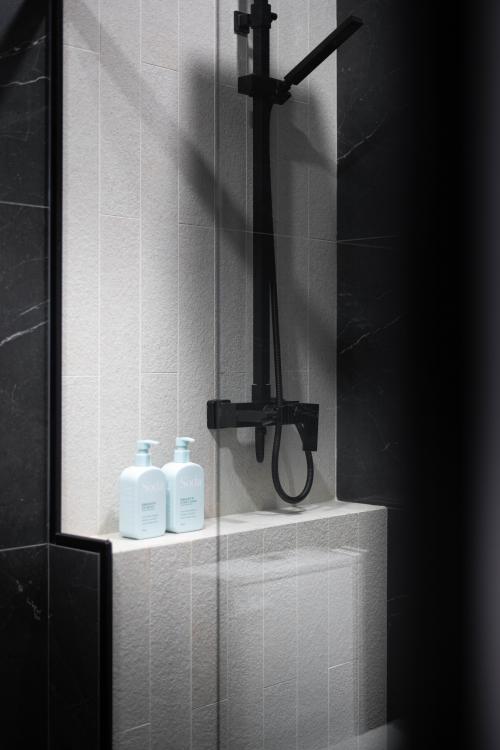 Industrial Bathroom at Rustic Industrial