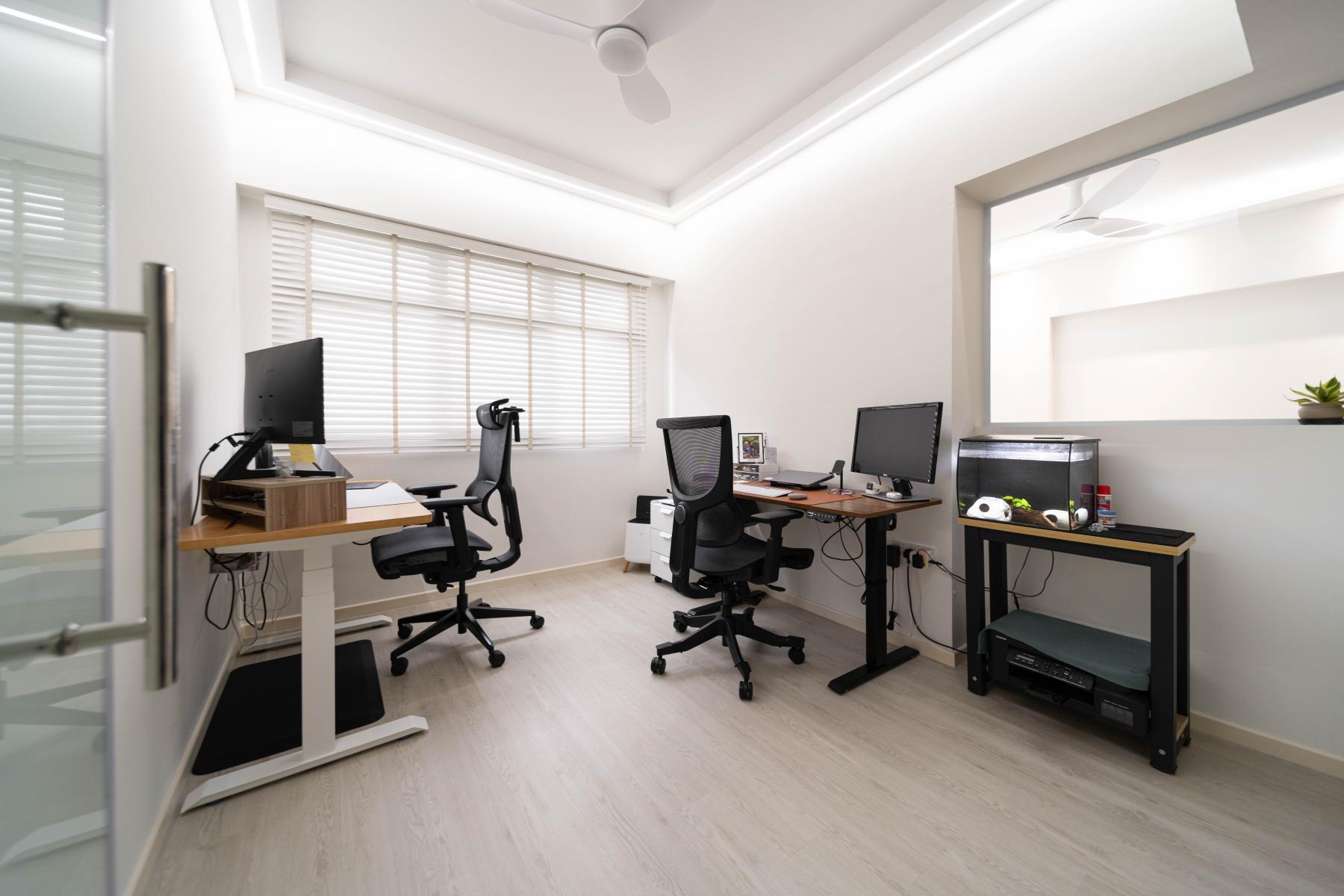 Scandinavian Gaming Room with Cove Lighting and Ceiling Fan