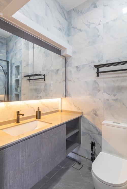 Vintage Bathroom at 147 Rivervale Crescent