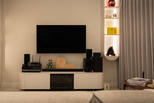 Modern Living Room at Rivervale Delta