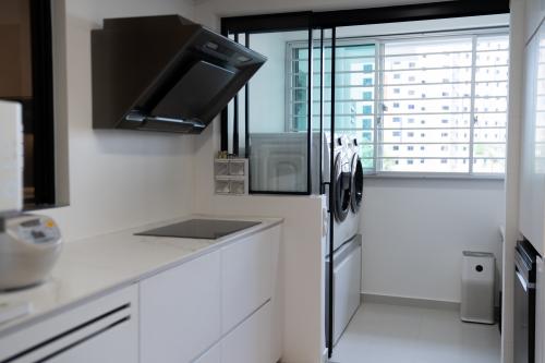 Modern Kitchen at Rivervale Delta