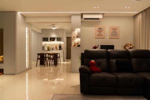 Modern Living Room at Plantation Acres