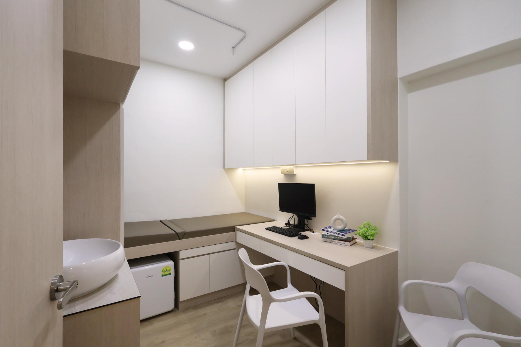 Contemporary Workstation with Desk and Desk Chairs