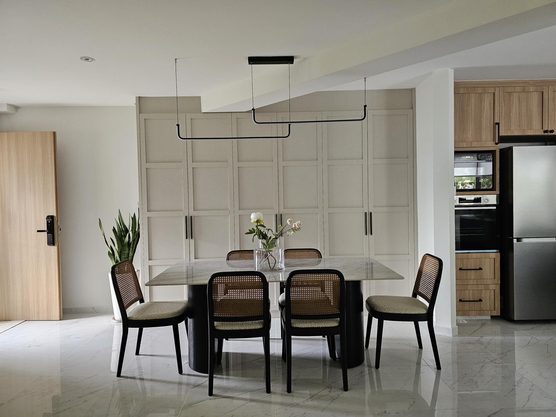 Scandinavian Dining Room with Feature Wall and Dining Table