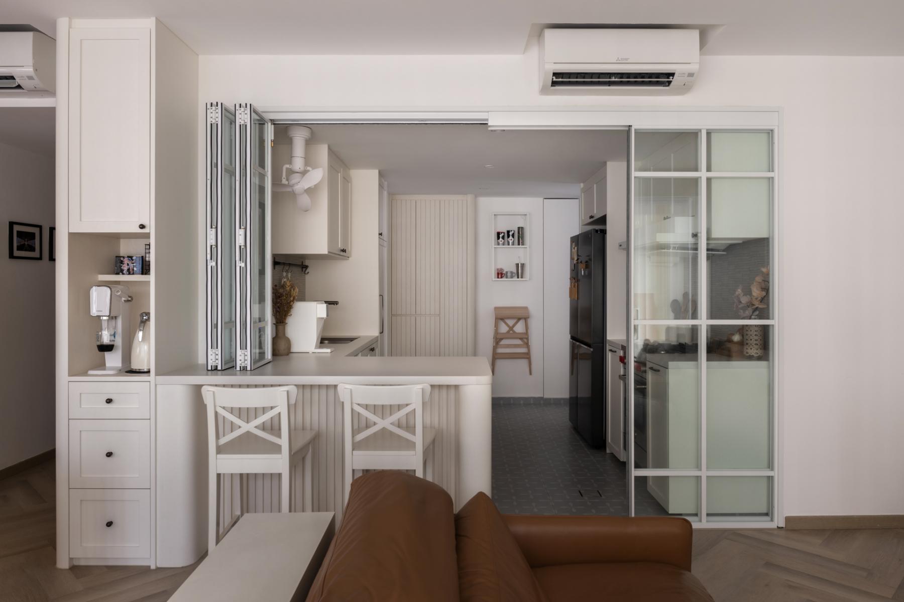 Modern Kitchen with Glass Door and Breakfast Counter