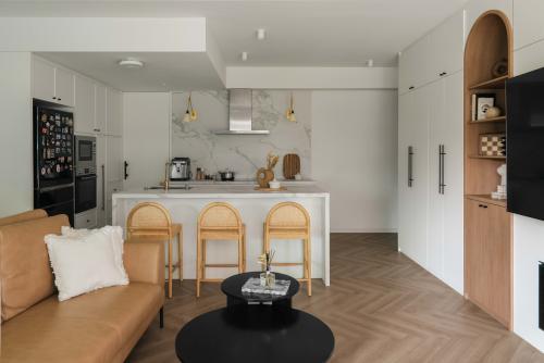 Contemporary Kitchen at The Topiary II