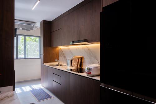 Contemporary Kitchen at 311, Ubi Ave 1