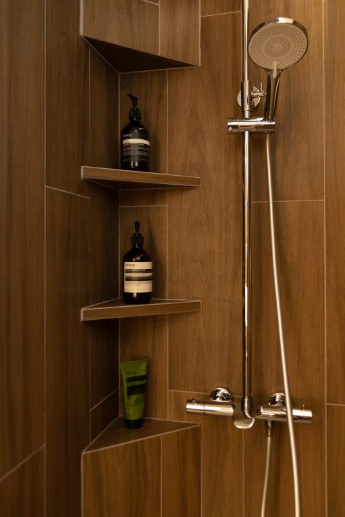 Scandinavian Bathroom at 113C Mc Nair Road