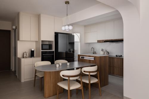 Minimalist Kitchen at Boon Lay Drive