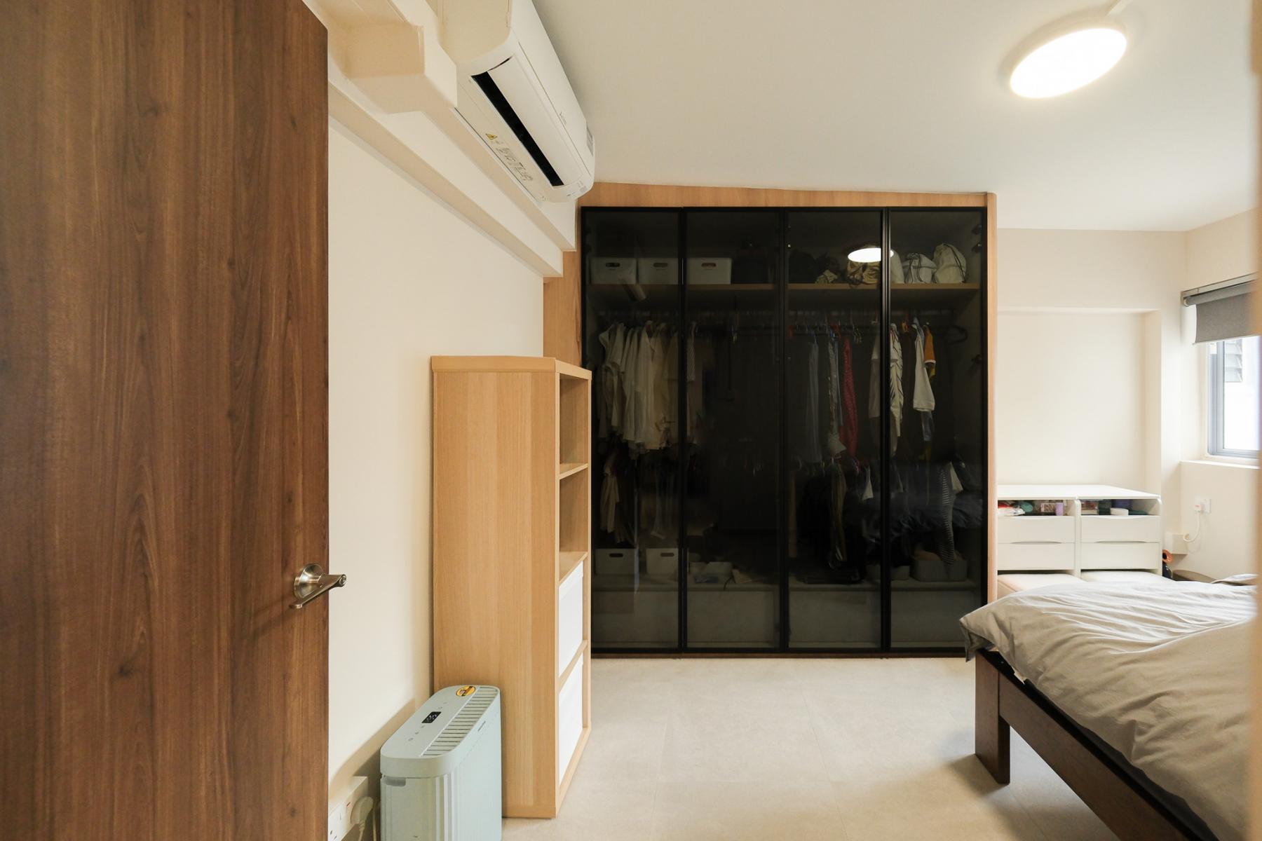 Scandinavian Bedroom with Homogeneous Tiles and Parquet Floor