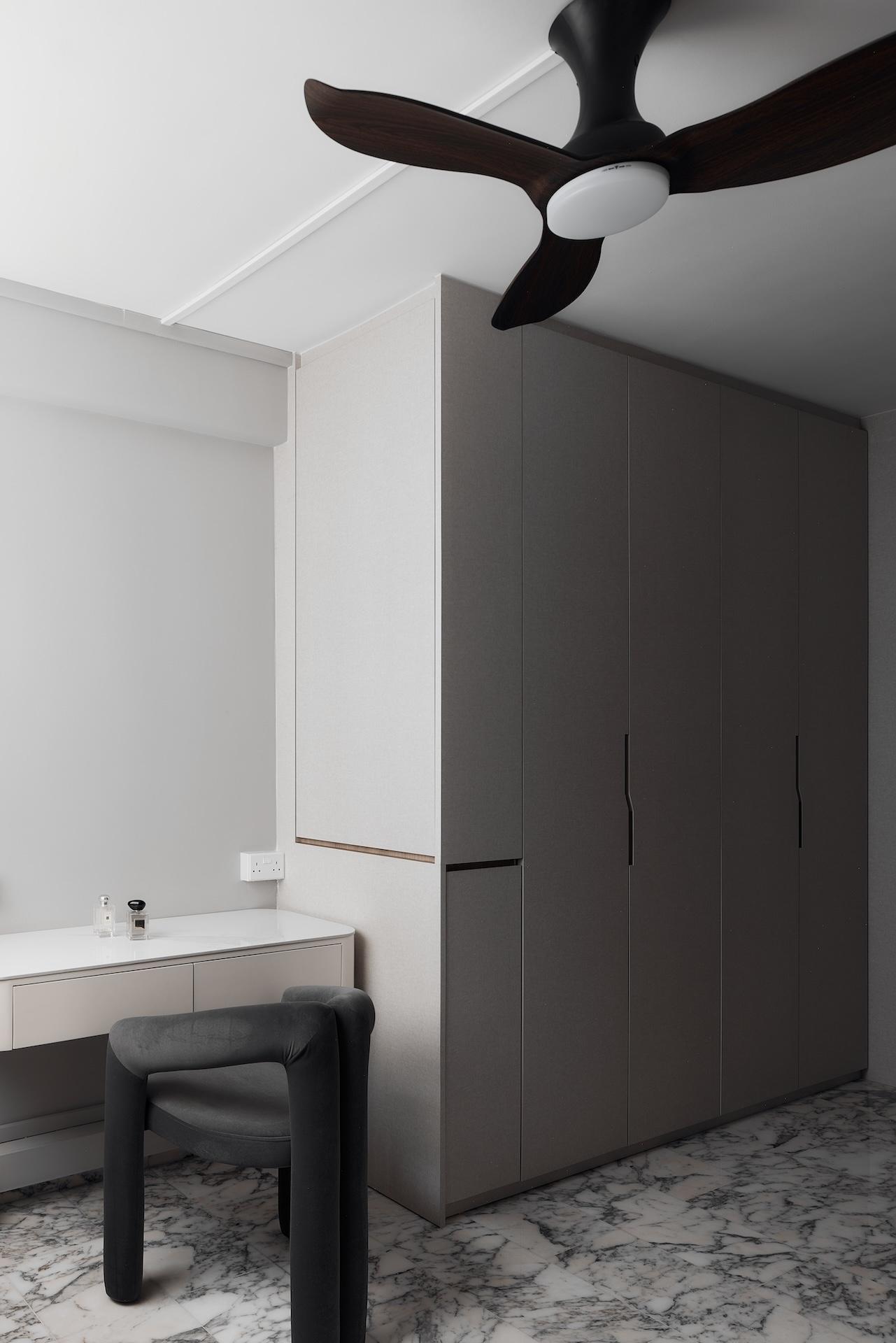 Modern Bedroom with Wardrobe and Closet