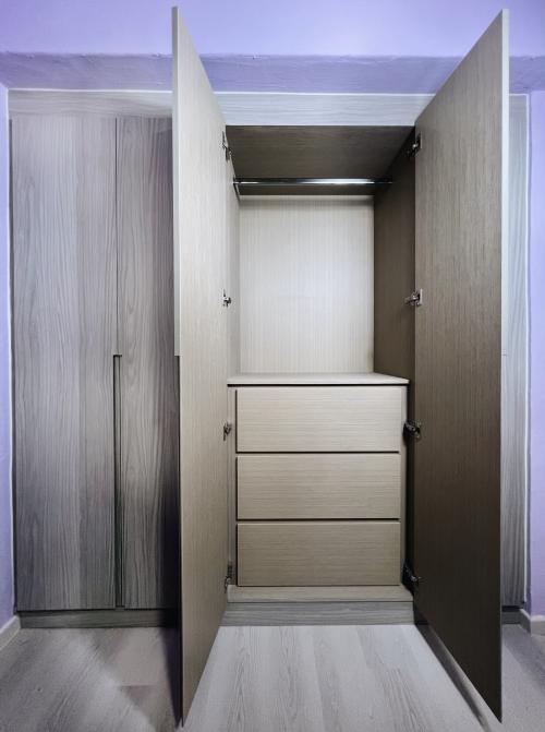 Modern Bedroom at Blk 166 Tampines St 12