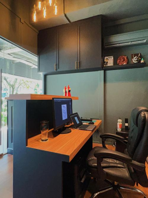 Industrial Workstation at 11 Sin Ming Rd