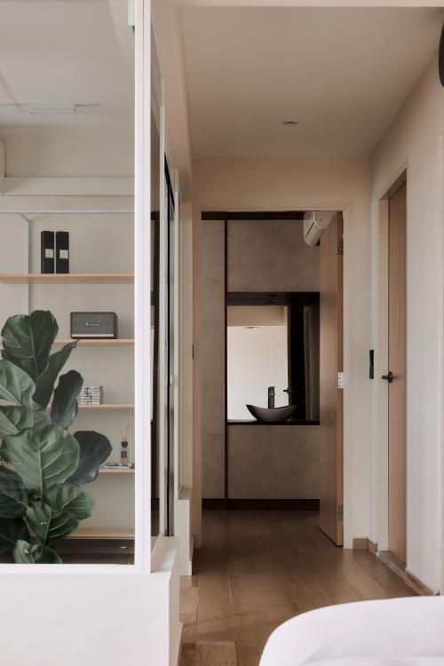Minimalist Home Office at 63 Sims Place