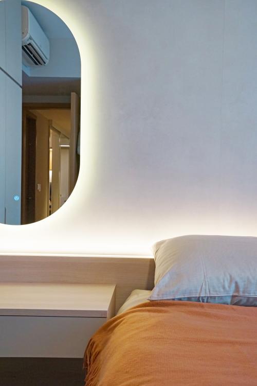 Modern Bedroom at Sembawang Crest