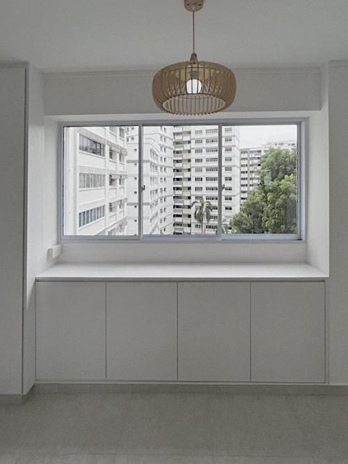 Minimalist Entryway at 663 Jalan Damai