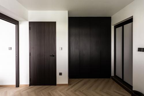 Contemporary Bedroom at Ang Mo Kio